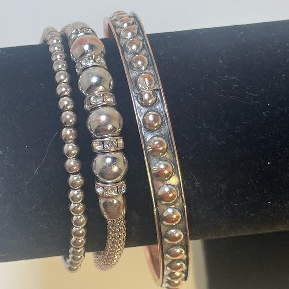 Elegant Silver Tone Beaded Bracelet Set -3 bracelets - Picture 2 of 5